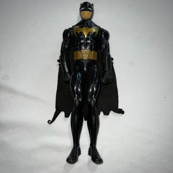Mattel DC Comics 12" Inch Batman Action Figure Black Gold Belt - Picture 3 of 9